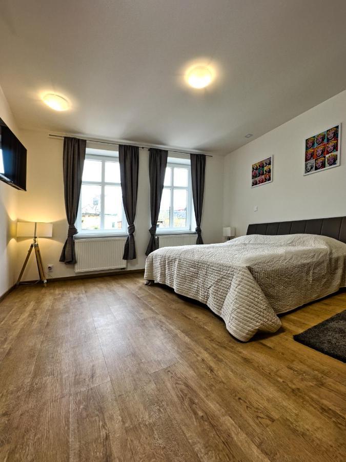 Gallery Apartments Liberec Exteriör bild
