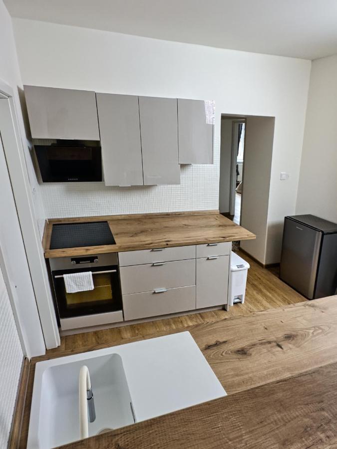 Gallery Apartments Liberec Exteriör bild