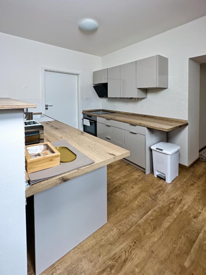 Gallery Apartments Liberec Exteriör bild