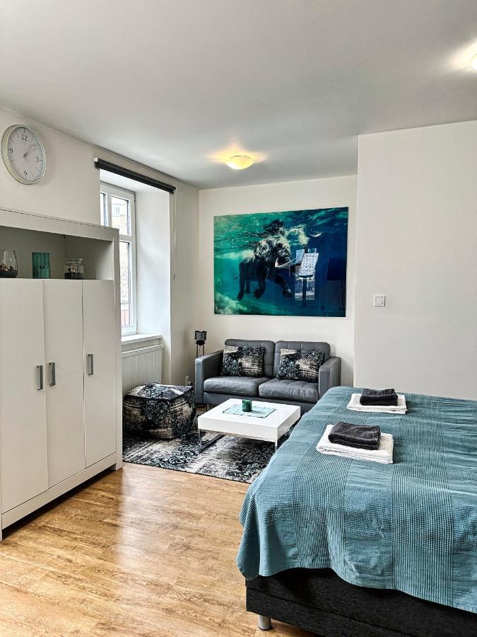 Gallery Apartments Liberec Exteriör bild